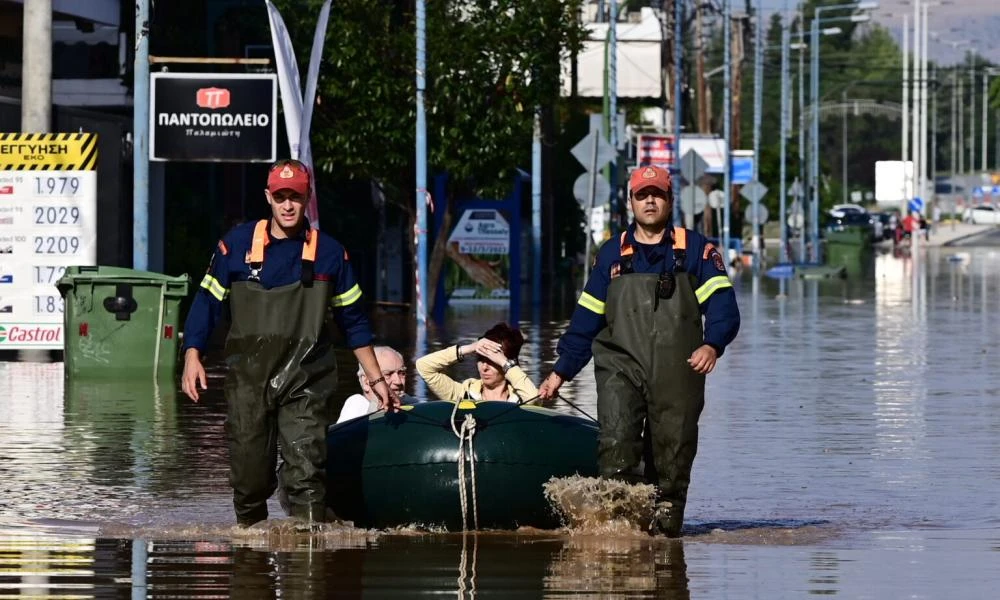 Πυροσβεστική: 3.443 διασώσεις – 7.702 κλήσεις στο Κέντρο Επιχειρήσεων